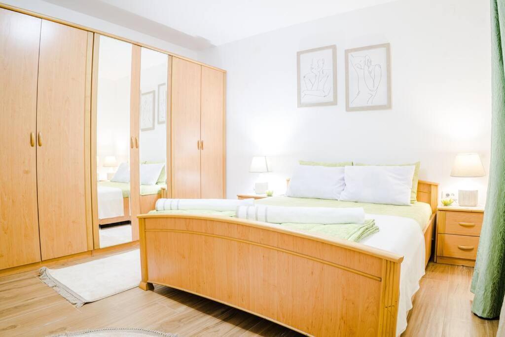 Pavle'S Oasis Villa Вирпазар Екстериор снимка